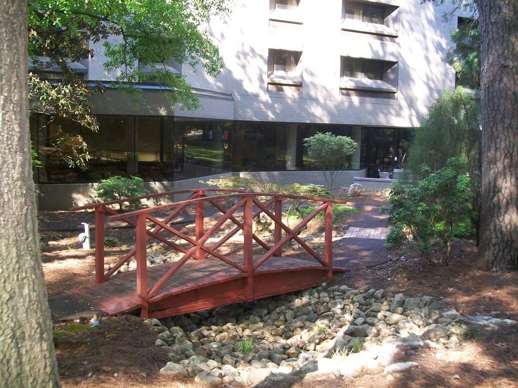 Bevill Conference Center & Hotel - photo 6