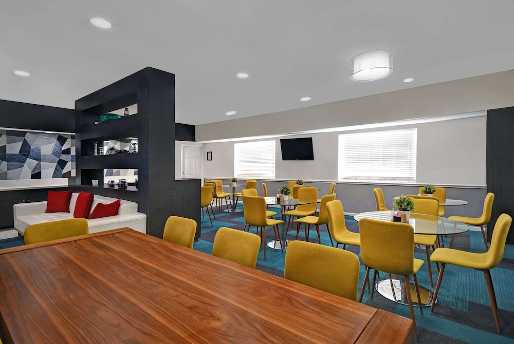 Studio 6 Houston TX Westchase - photo 35