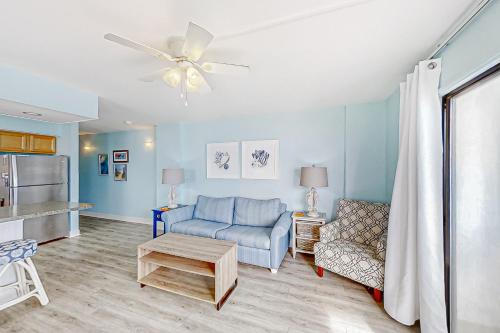 Crescent Towers I 304 — 4-Star Luxury Hotel in Myrtle Beach, United States