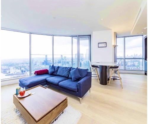 Spectacular High View Apartment — 4-Star Luxury Hotel in London, United Kingdom