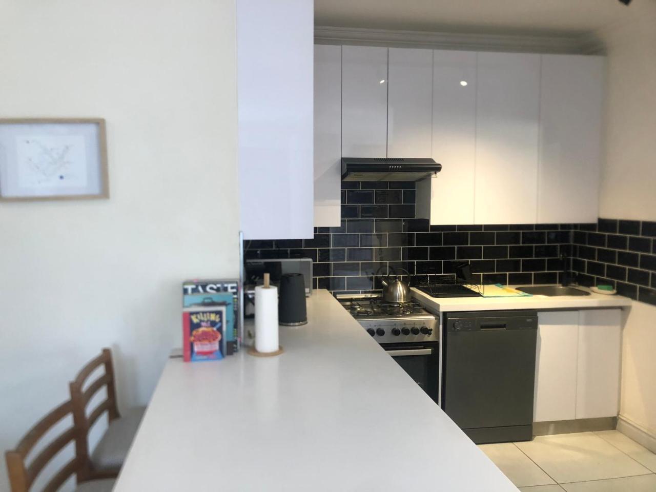 Stylish Cape Town Gem - last minute hotel in Cape Town