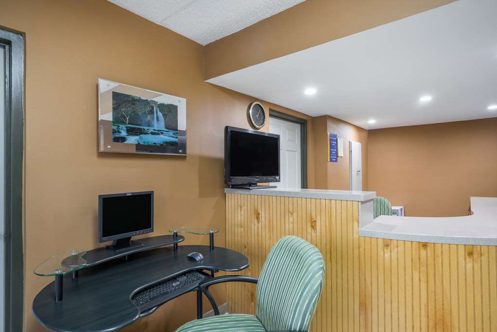 Days Inn by Wyndham Hurricane Mills - photo 14