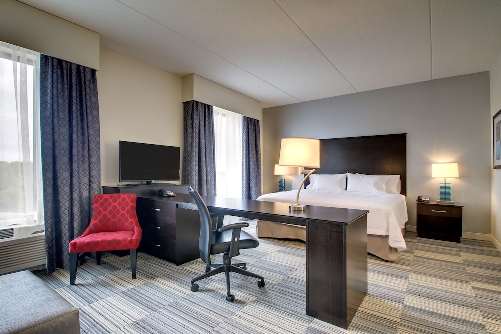 Hampton Inn & Suites Greenville Airport SC - photo 16