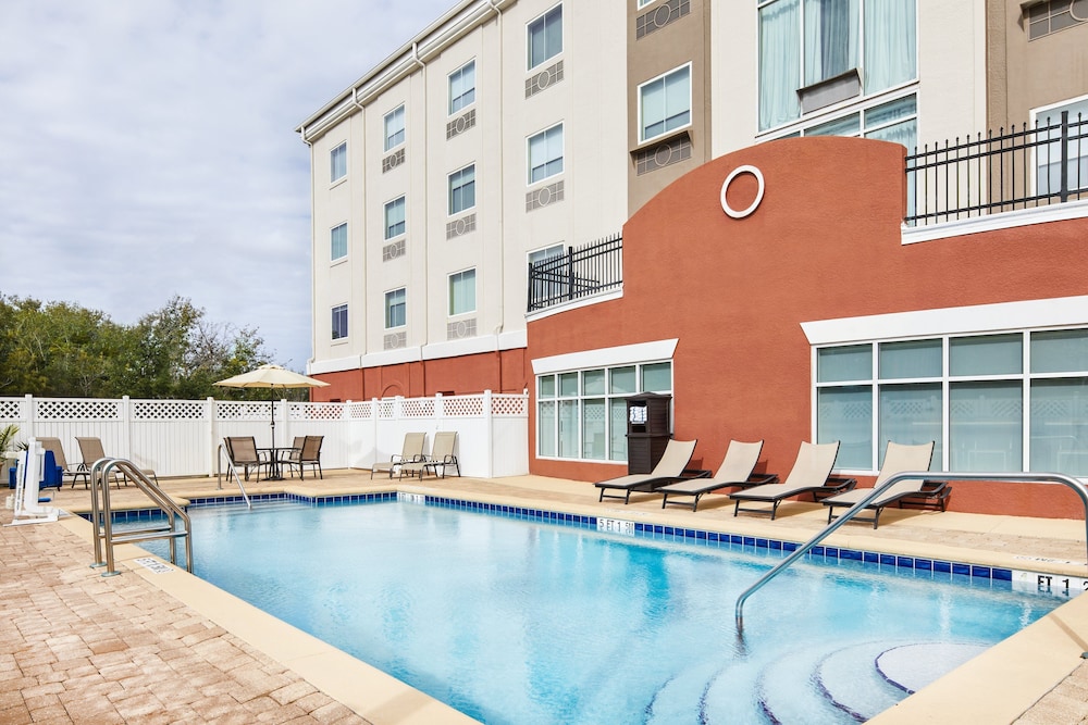 Holiday Inn Express Hotel & Suites Palatka Northwest - photo 10