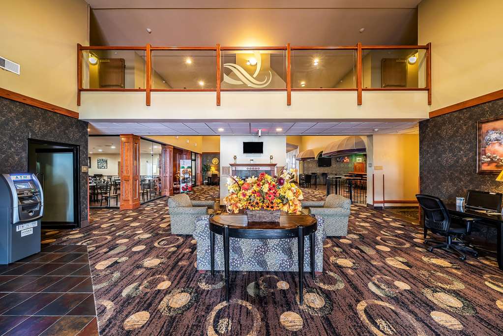 Quality Inn & Suites Hannibal West - photo 4