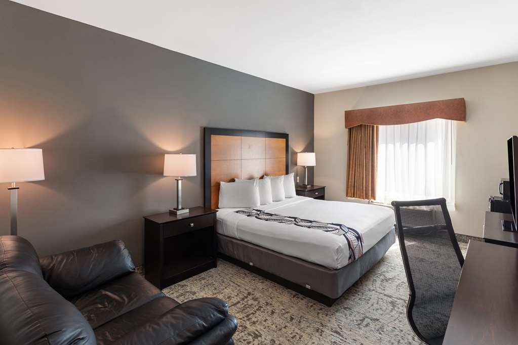 Best Western Inn & Suites Midway Airport - photo 16