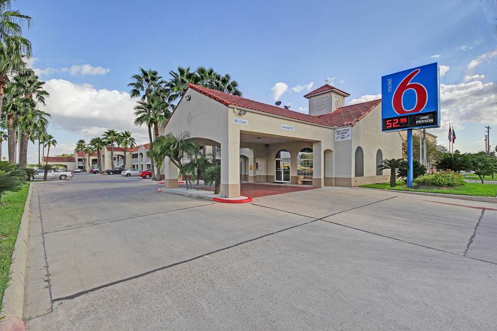 Motel 6 Edinburg TX - featured photo