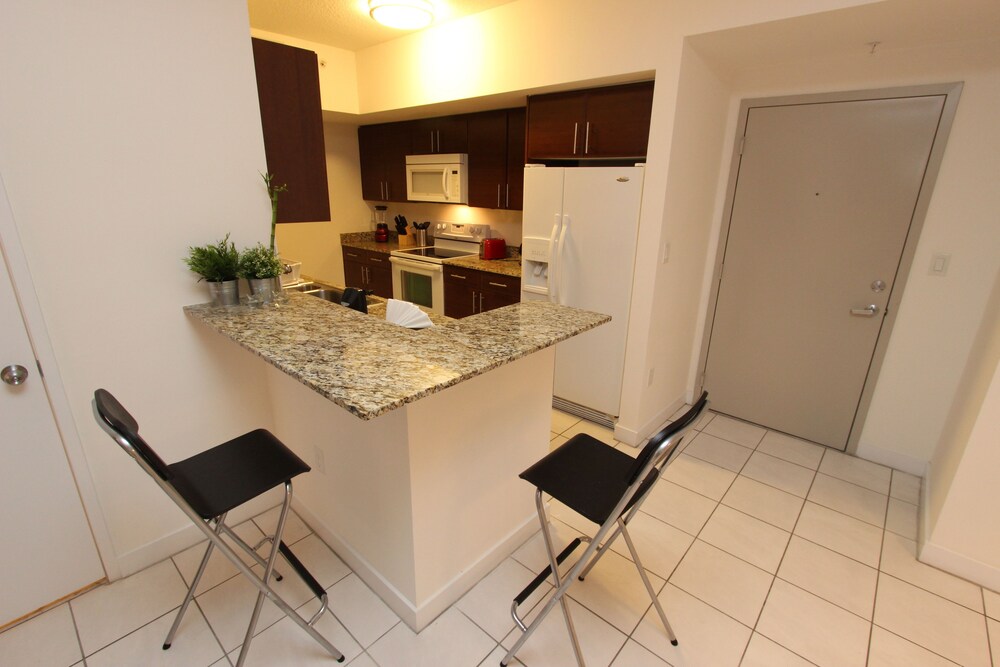 Brickell by Vacation District - photo 9