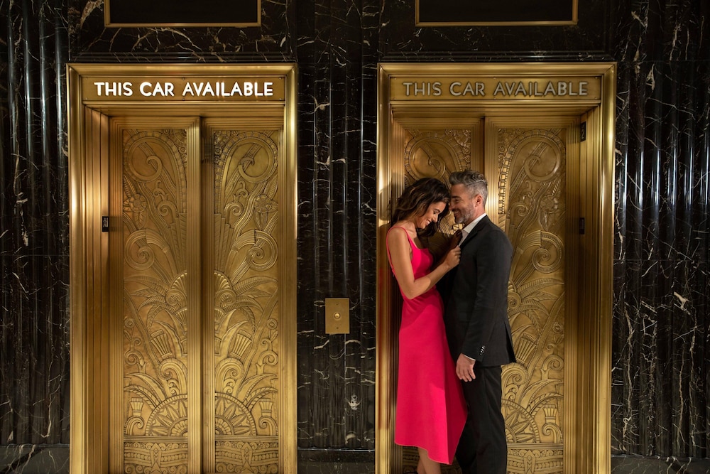 JW Marriott Essex House New York - photo 2