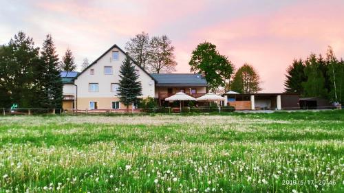 Agroturystyka Pod złotą rybką in Klodzko, Poland