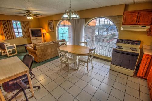South Padre Island Inn - photo 9