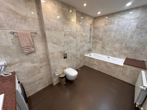 2BR Apartment in Downtown Rustaveli Residence