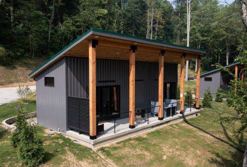 Legends Lane C by The Chalets - last minute hotel in Logan