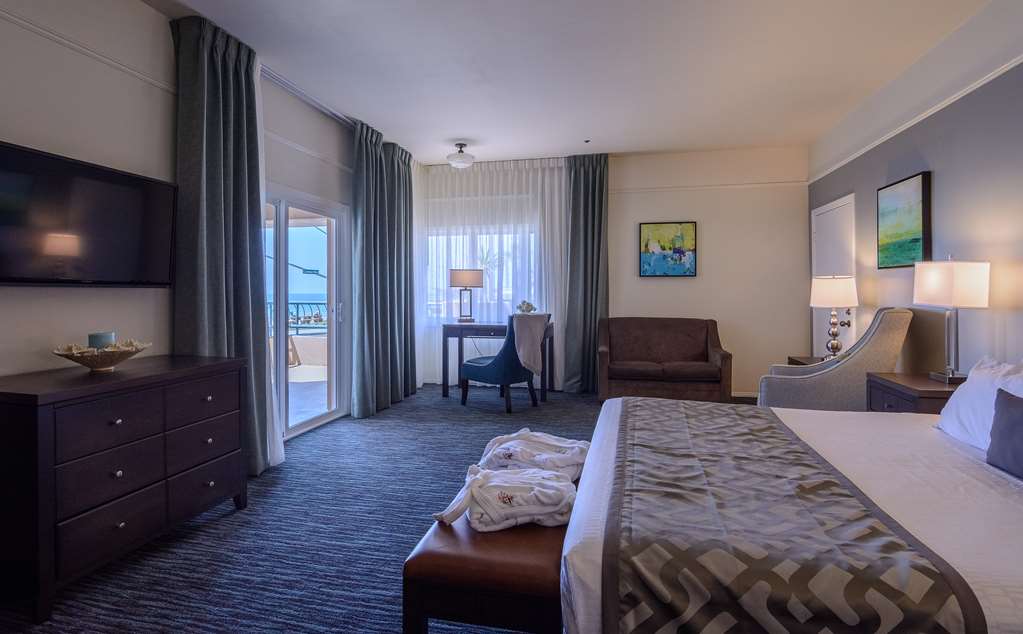Tamarack Beach Resort Hotel - photo 32