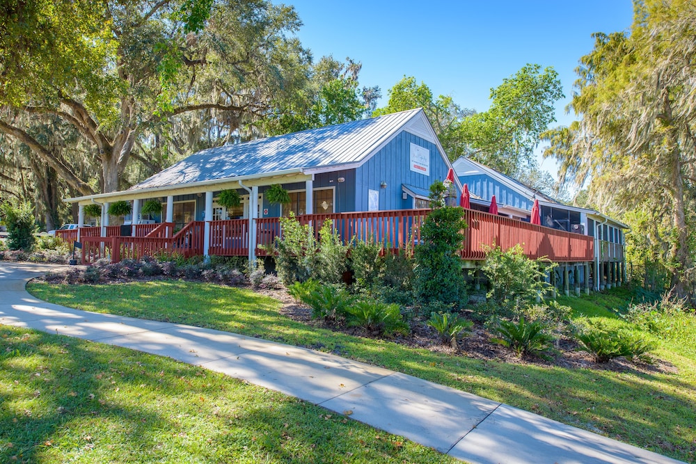 Sun Retreats Ocala Orange Lake - featured photo