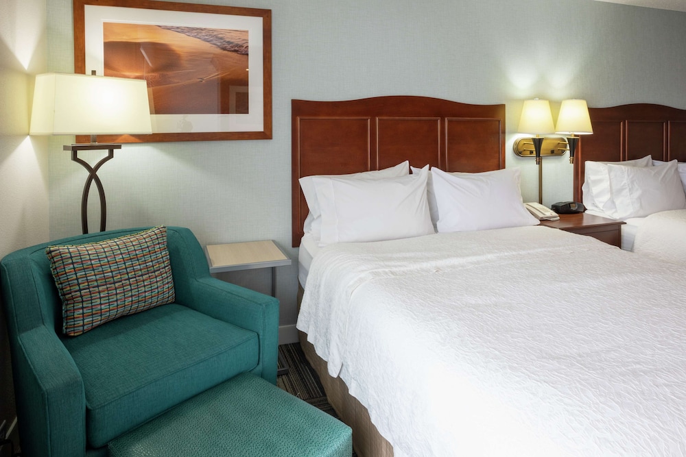Hampton Inn Duluth Canal Park - photo 35