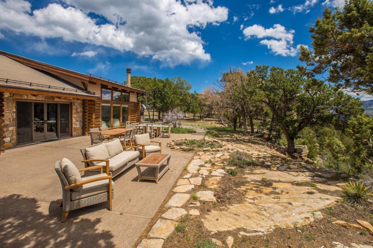317 Tower Combo - carbon neutral hotel in Ridgway