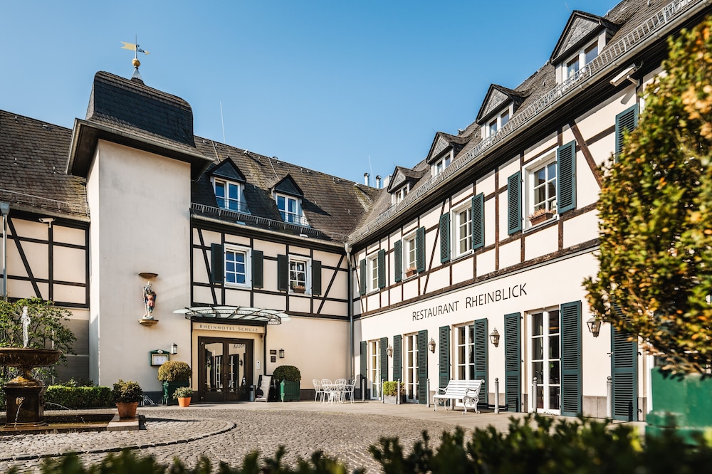 Rheinhotel Schulz — hotel in Unkel