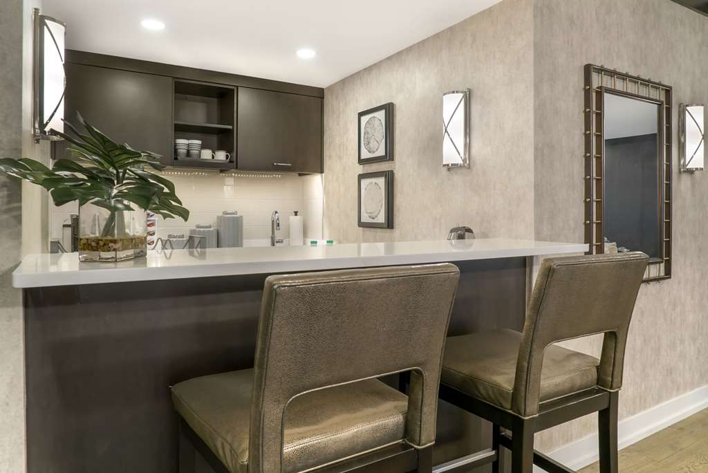 Radisson Plaza Hotel at Kalamazoo Center - photo 70