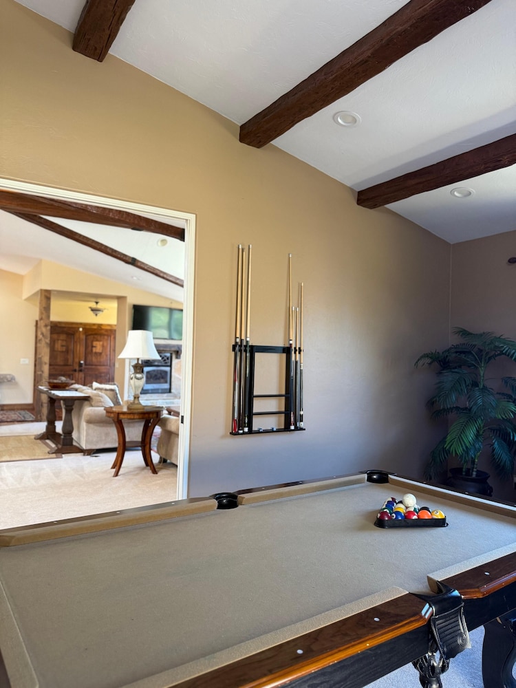 Lx18: Golfer's Dream Retreat Estate — hotel in Del Monte Forest