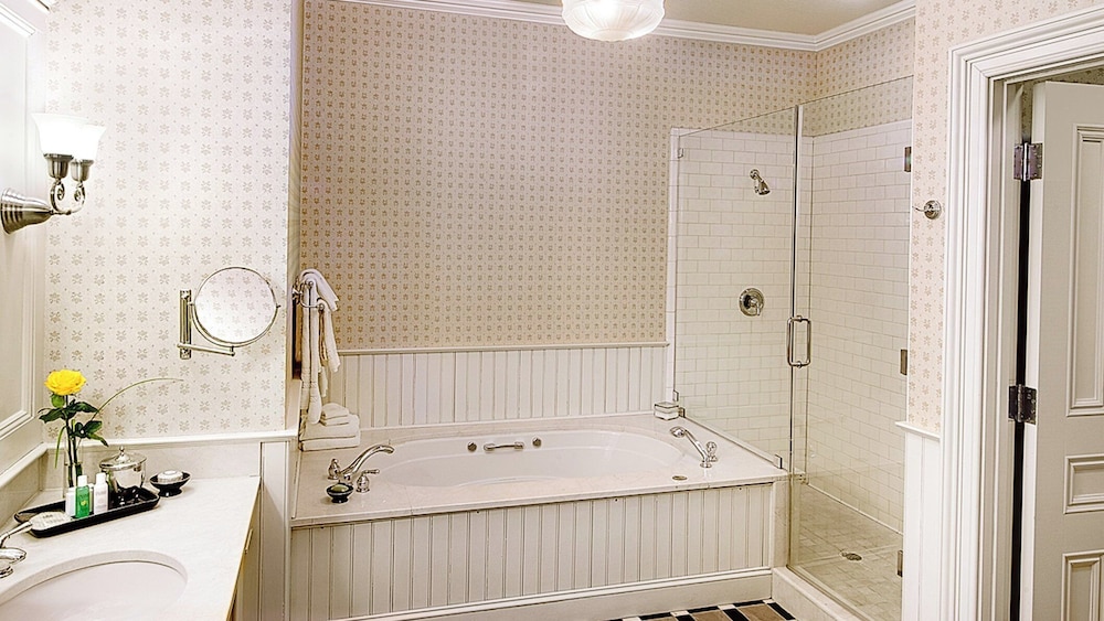Wentworth Mansion - photo 18
