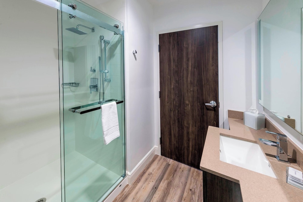 SpringHill Suites by Marriott Navarre Oceanfront - photo 30