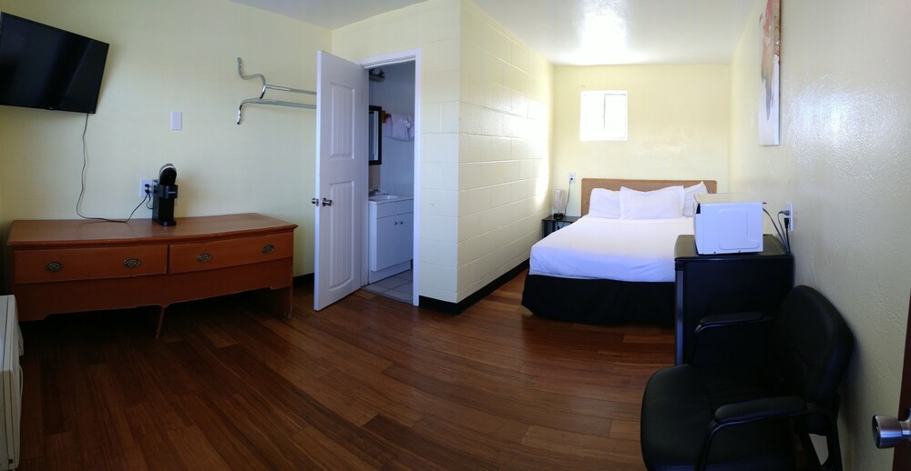 Sunland Inn - photo 4