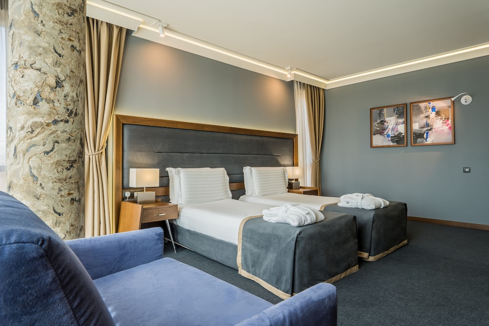 Budapest Hotel Free Parking in Sofia, Bulgaria