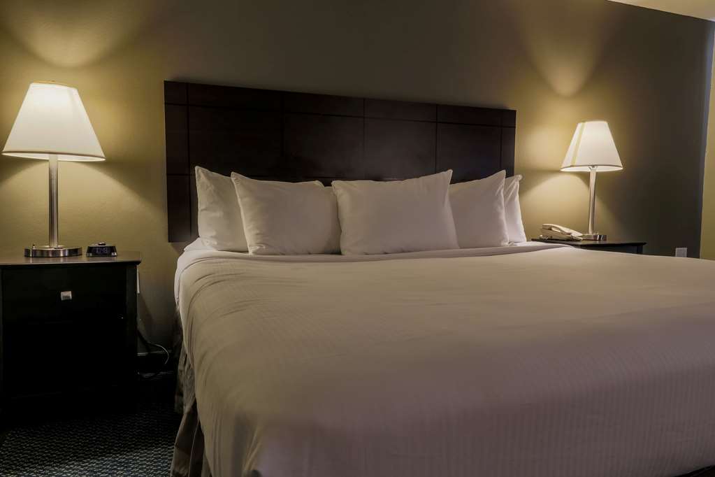 Americinn by Wyndham Lincoln South - photo 10