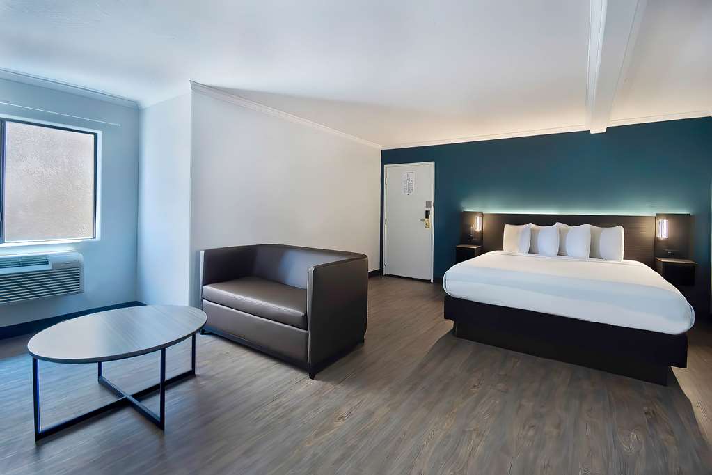 Studio 6 Suites Lawndale CA South Bay - photo 22
