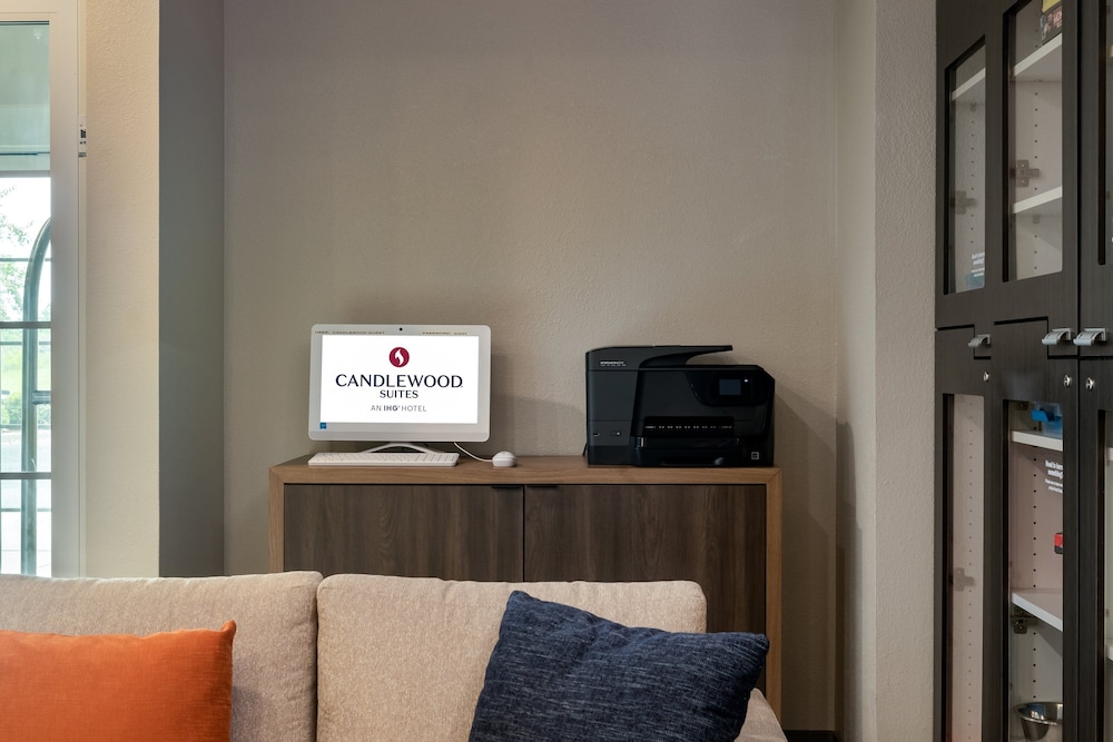 Candlewood Suites Enterprise by IHG - photo 32