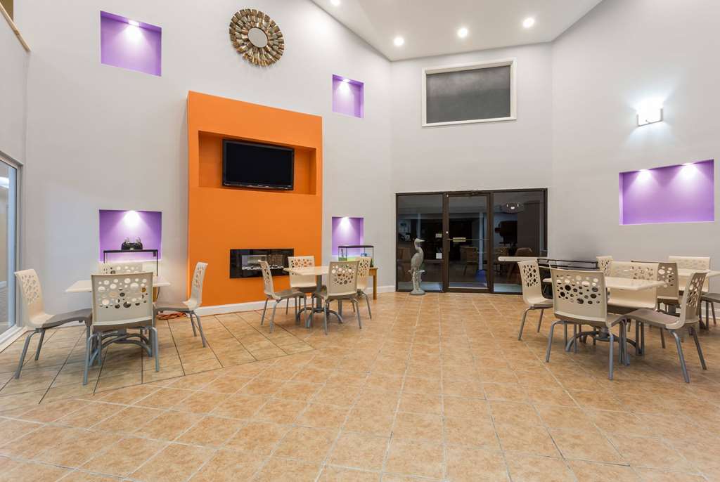 Days Inn by Wyndham Chincoteague Island - photo 8