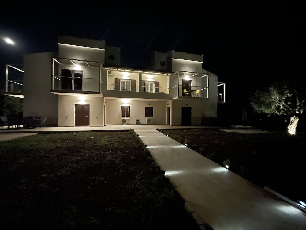 Villa Rodelia — 4-Star Luxury Hotel in Corfu, Greece