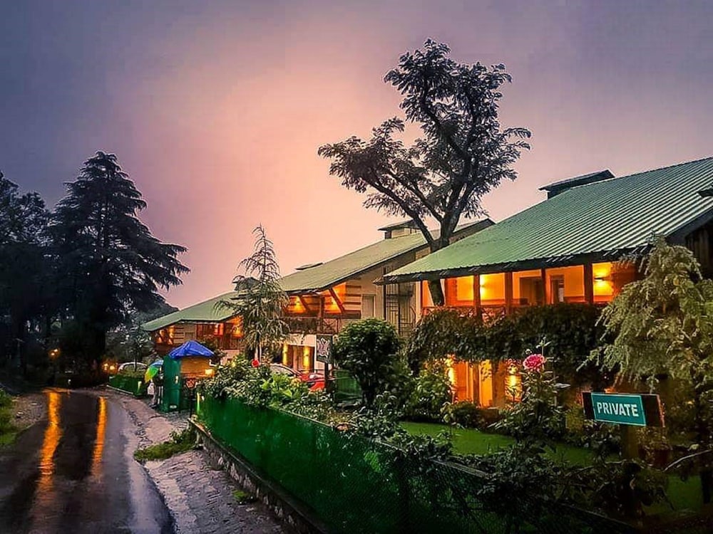 Lamrin Norwood Green Palampur in Palampur, India