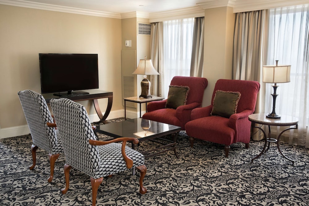 President Abraham Lincoln Springfield DoubleTree by Hilton - photo 31
