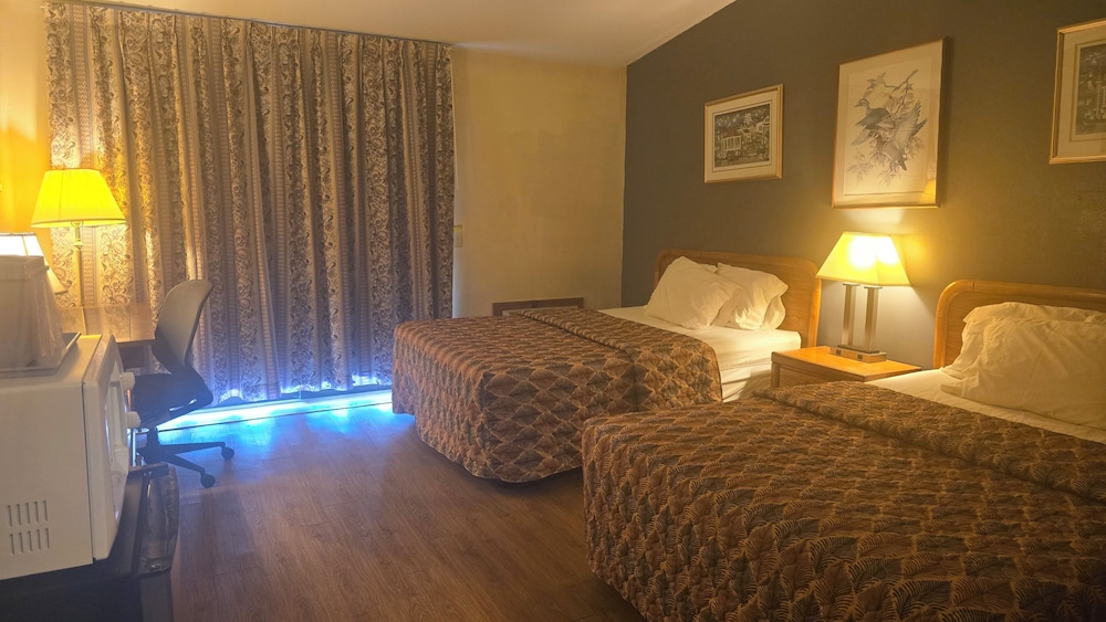 Timber Inn - photo 6