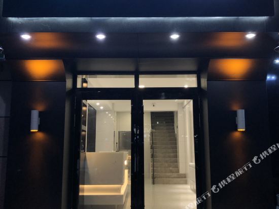 Jingshang Business Hotel — hotel in Yakeshi