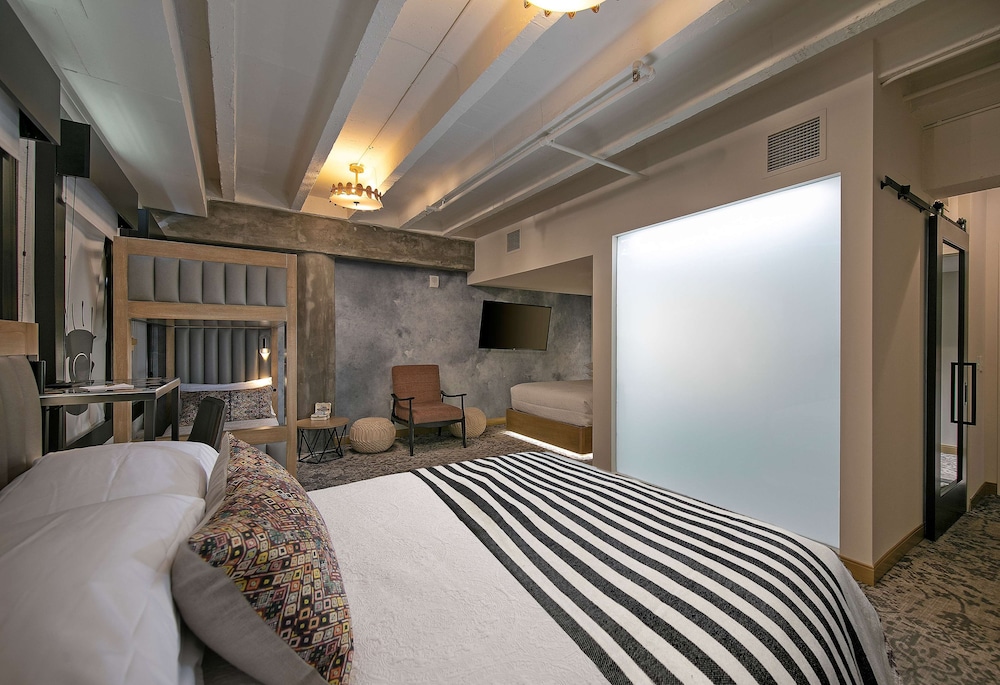 The Wayfarer Downtown LA Tapestry Collection by Hilton - photo 13