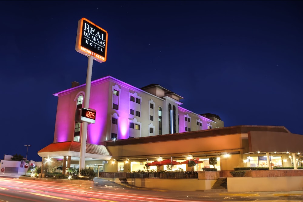 Imperio de Angeles Executive León Poliforum in Leon De Los Aldama, Mexico