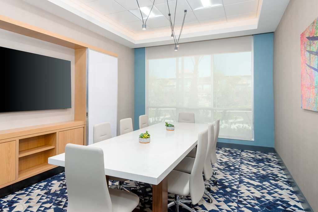 Hyatt House Orlando Airport - photo 56