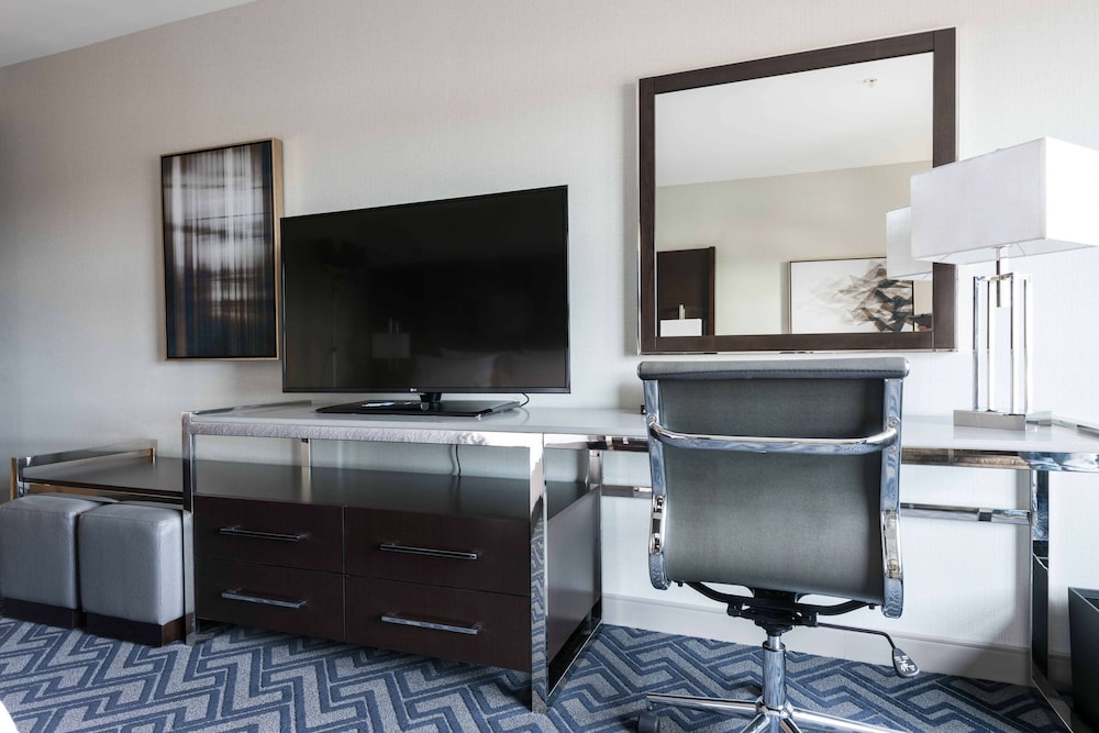 Hilton Garden Inn Foxborough Patriot Place - photo 22