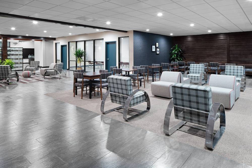 Four Points by Sheraton Oklahoma City Airport - photo 3