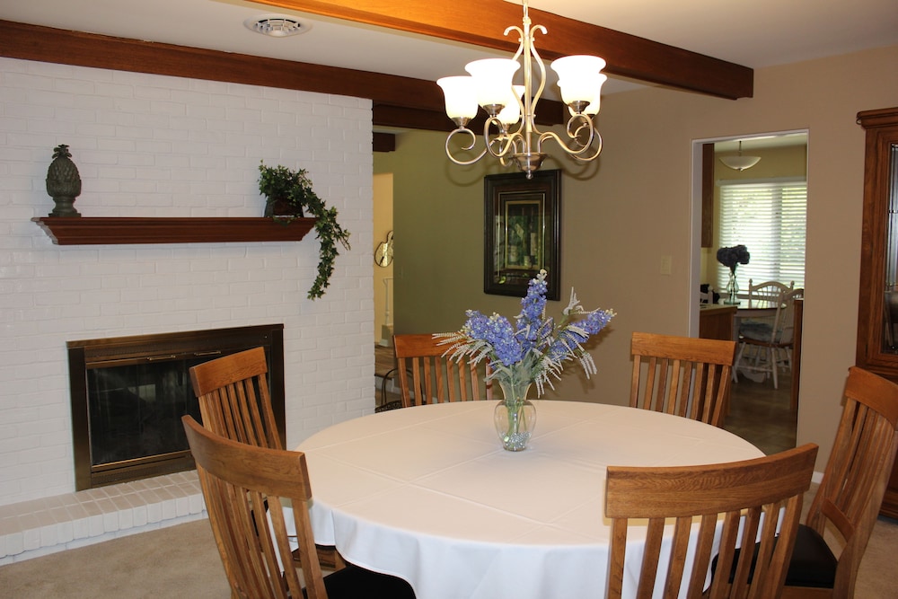 Rivertown Inn - photo 13