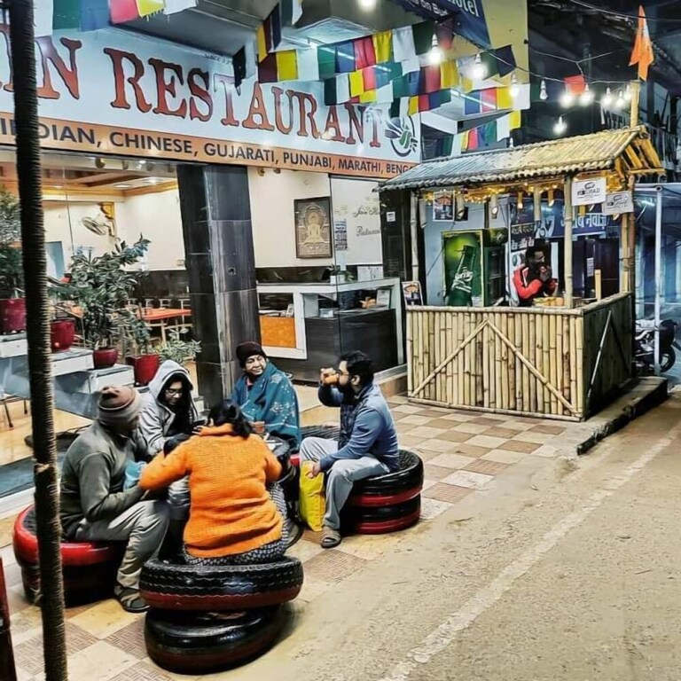 Jain Hotel in Pachmarhi, India