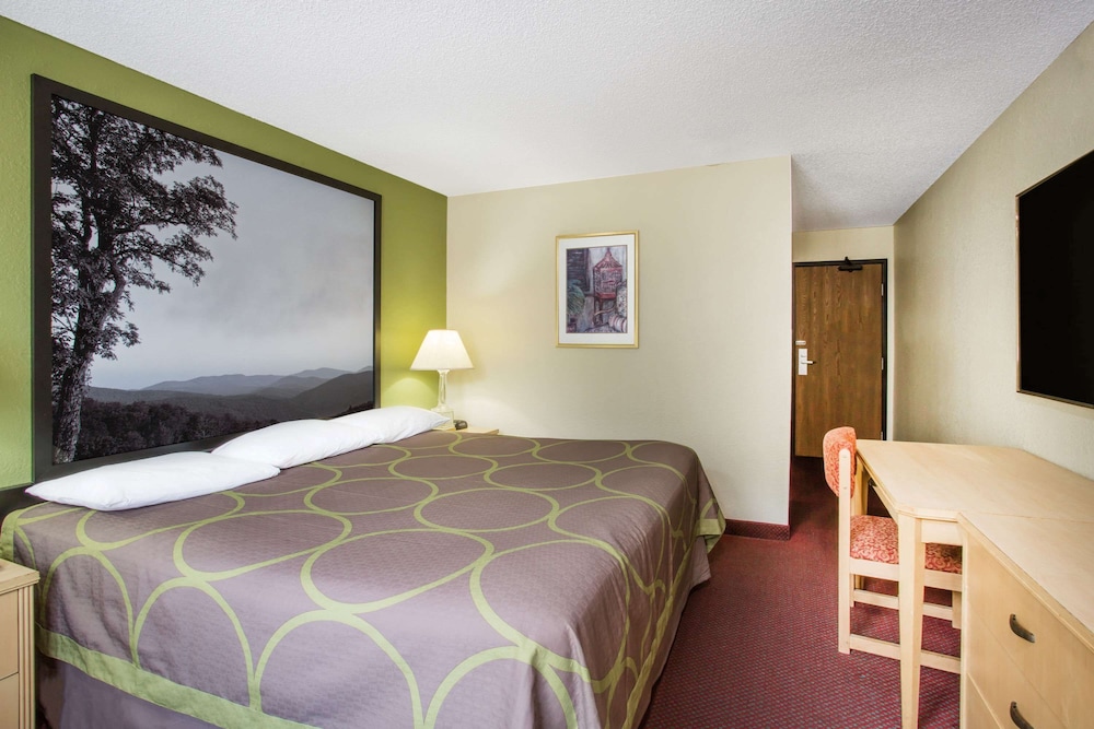 Super 8 by Wyndham Salem VA - photo 9