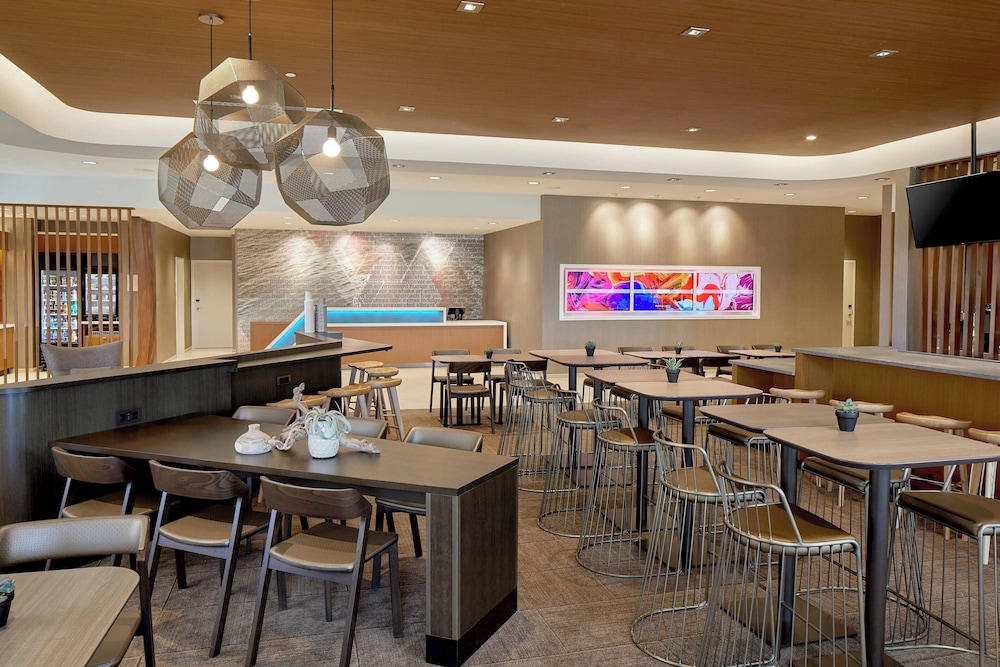 SpringHill Suites by Marriott Charlotte at Carowinds - photo 5