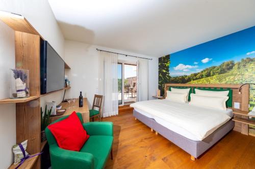 Weingut Perner — 4-Star Luxury Hotel in Ehrenhausen, Austria