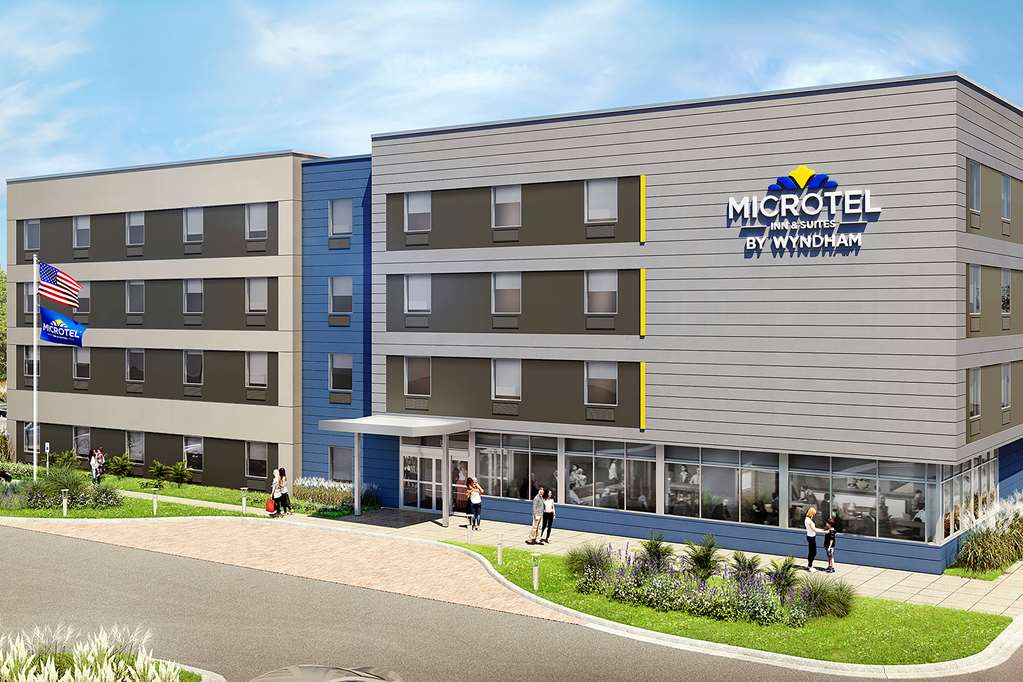 Microtel Inn and Suites by Wyndham Prattville Montgomery - photo 2