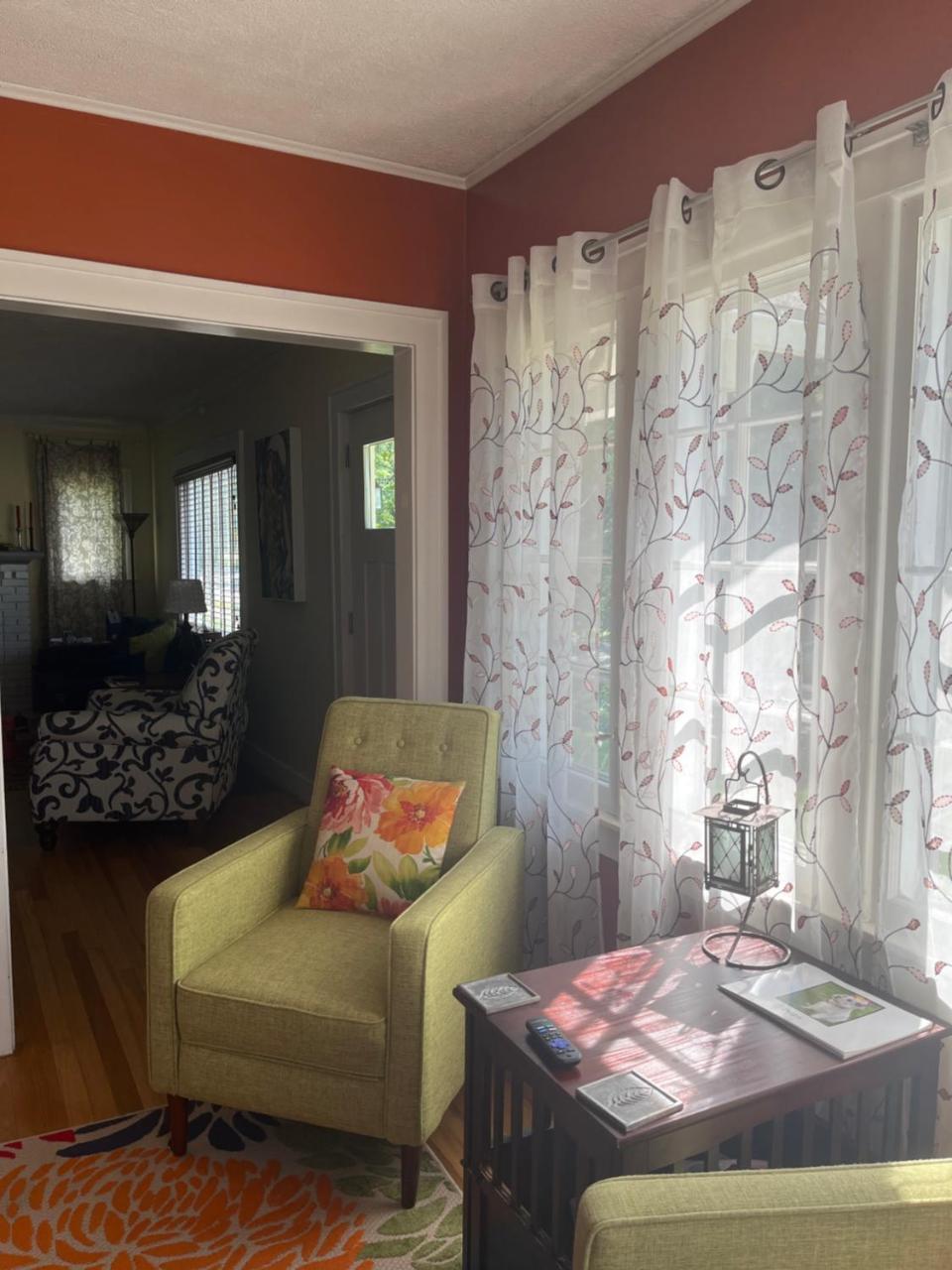 Cozy Cape Cod — Grand Rapids — photo 2