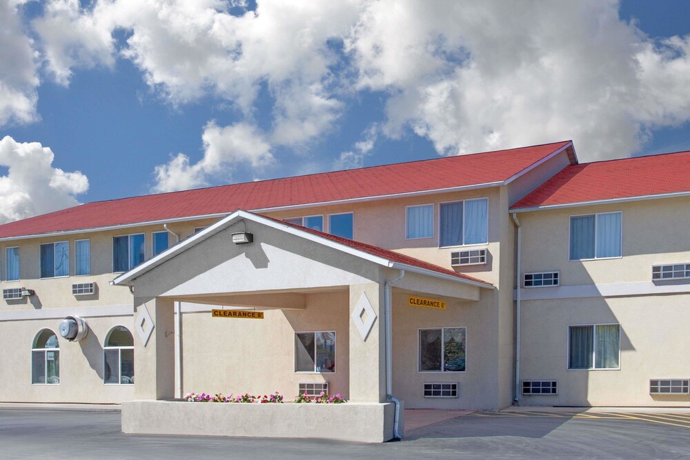 Super 8 By Wyndham Vernal Ut - photo 26